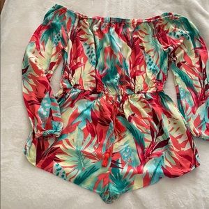 Palm leaves long sleeve romper